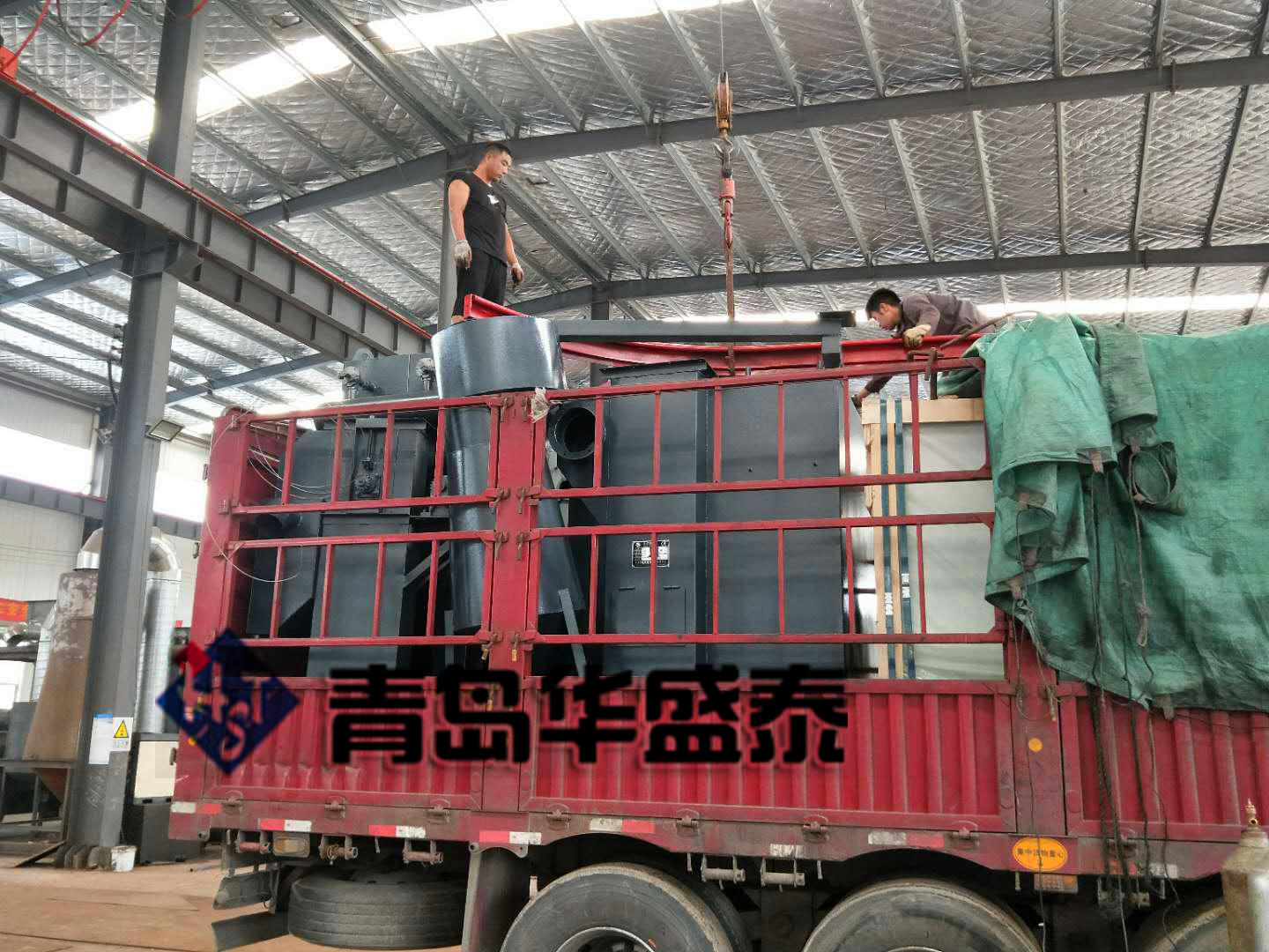 发往福州福清市376吊钩式抛丸机发货现场图