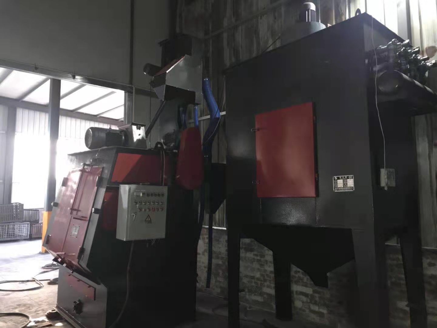 钢履带打砂清理机_履带式制砂机_履带砂轮机